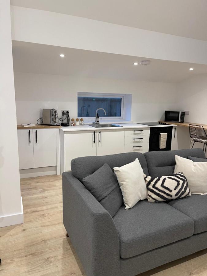 The Lodge Hideaway In Cowes Gurnard Eksteriør billede